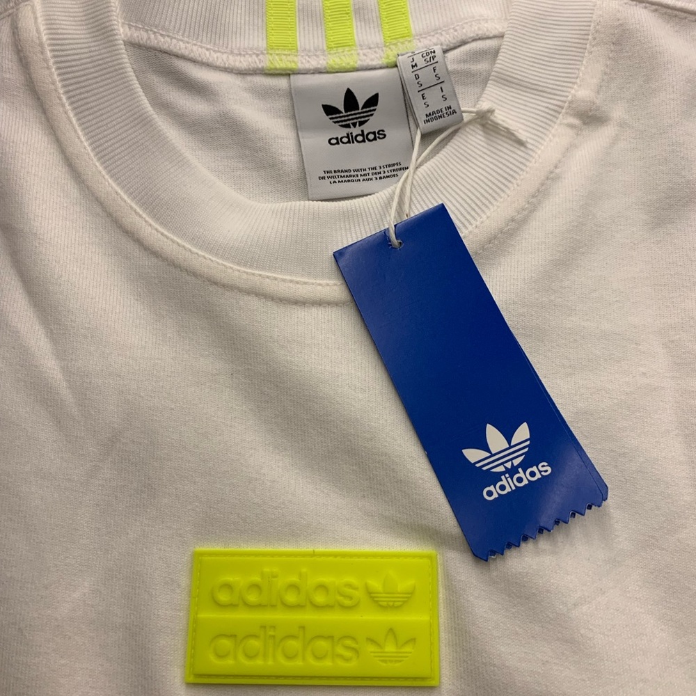 Adidas Silicone Print T-Shirt - Picture 1 of 5